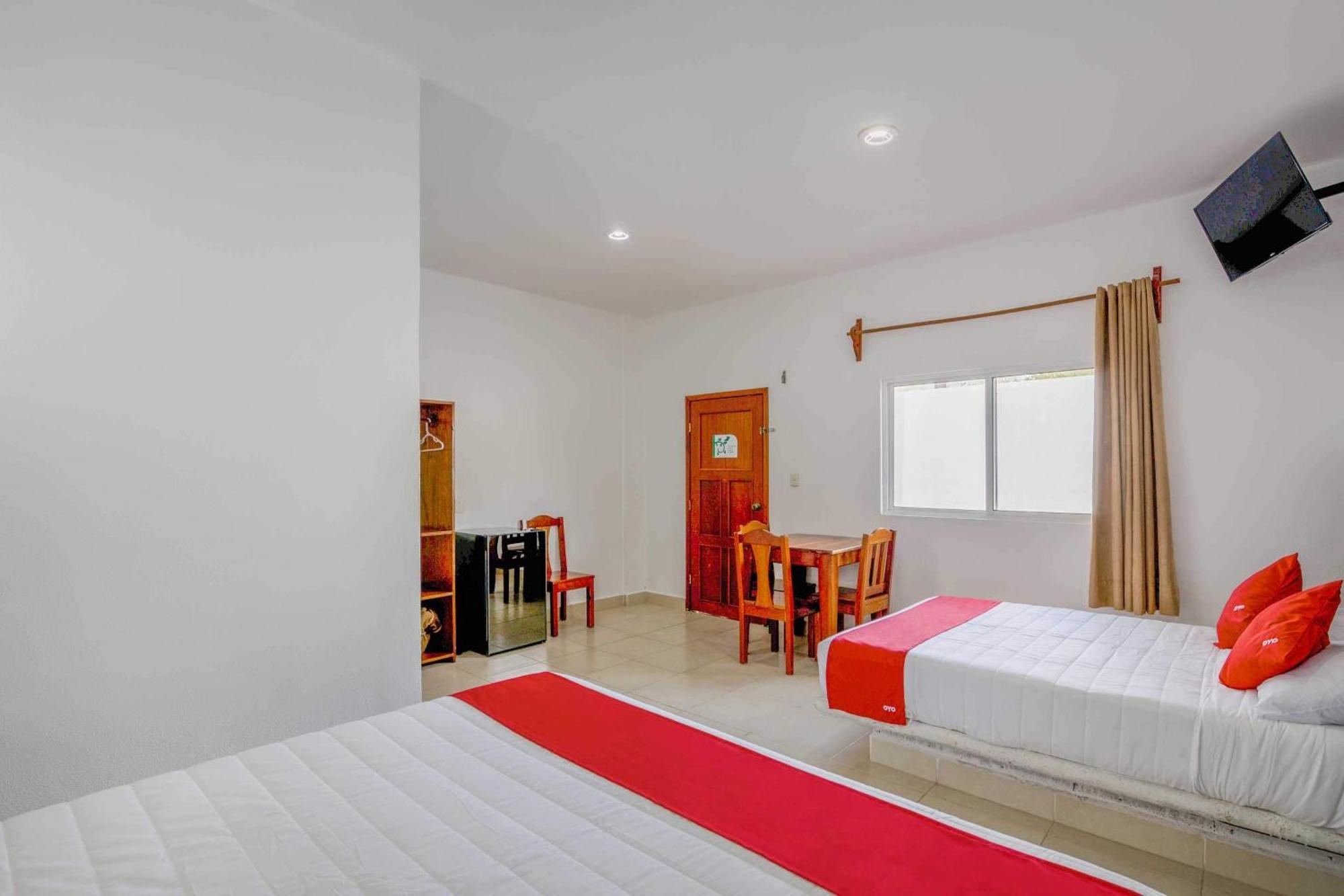 Oyo Hotel Palma Real トゥルム エクステリア 写真